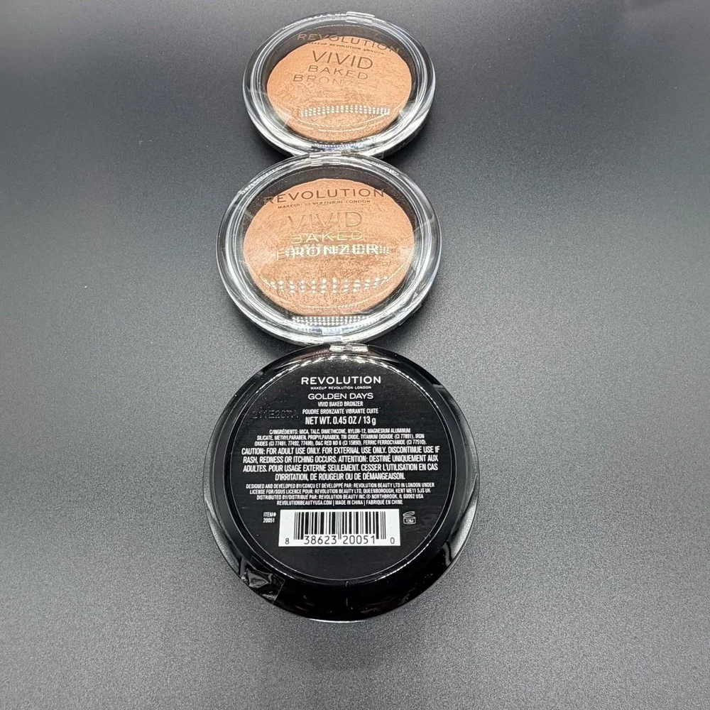 Revolution Beauty VIVID BAKED BRONZER Powder Compact GOLDEN DAYS 3 Pack
